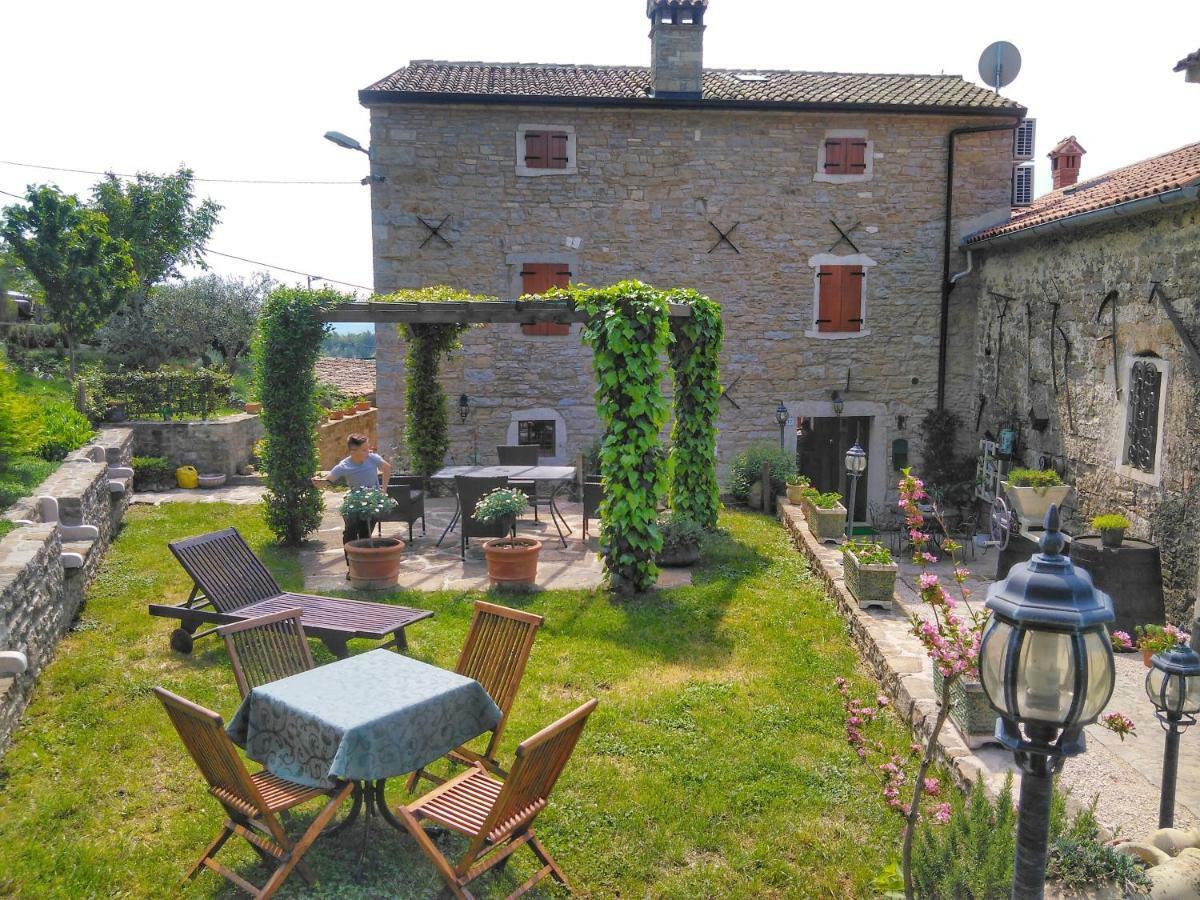 Al Merlo Olivo, Rural Istrian House Буйе Экстерьер фото